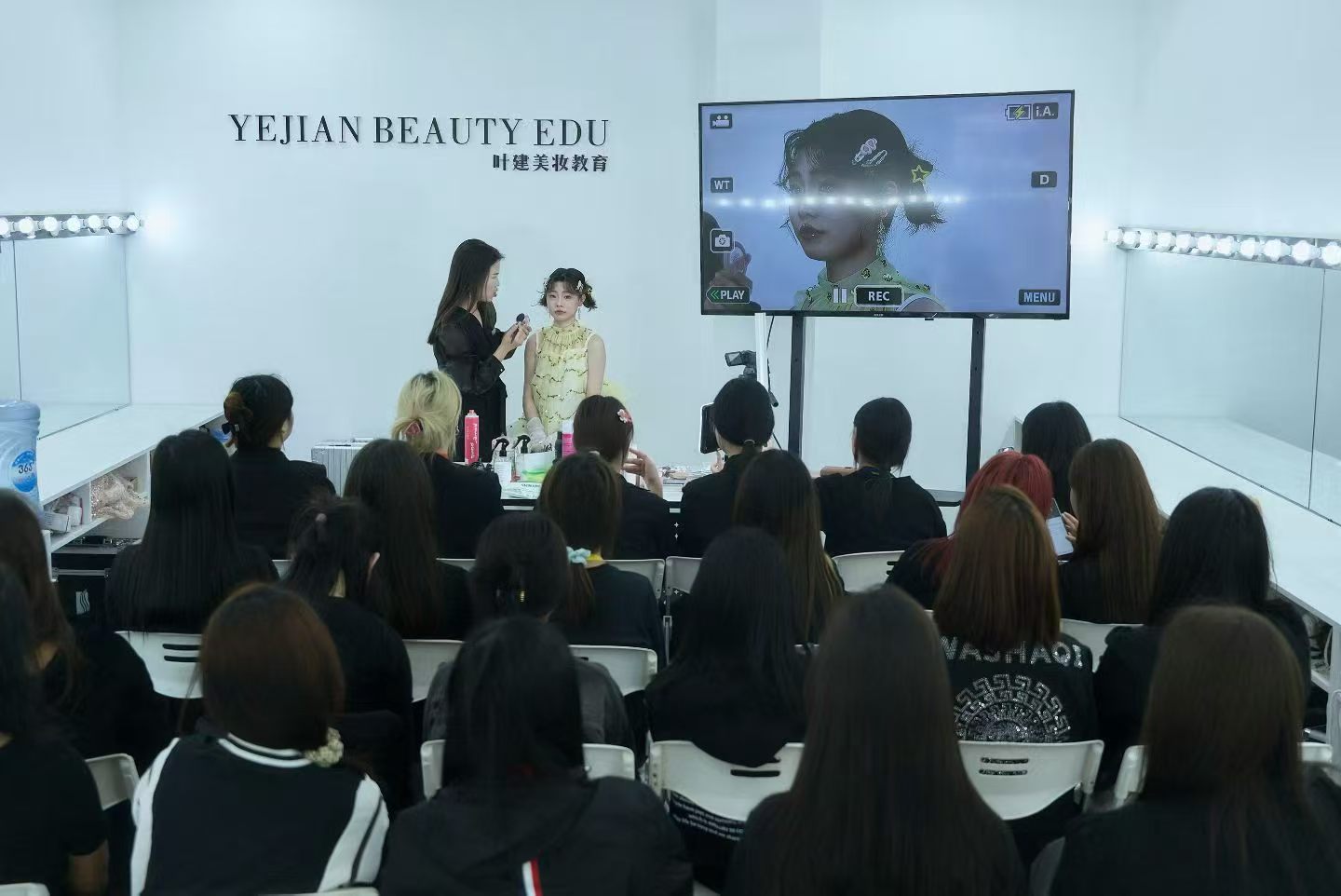 微信图片_20260413122619_14_14.jpg